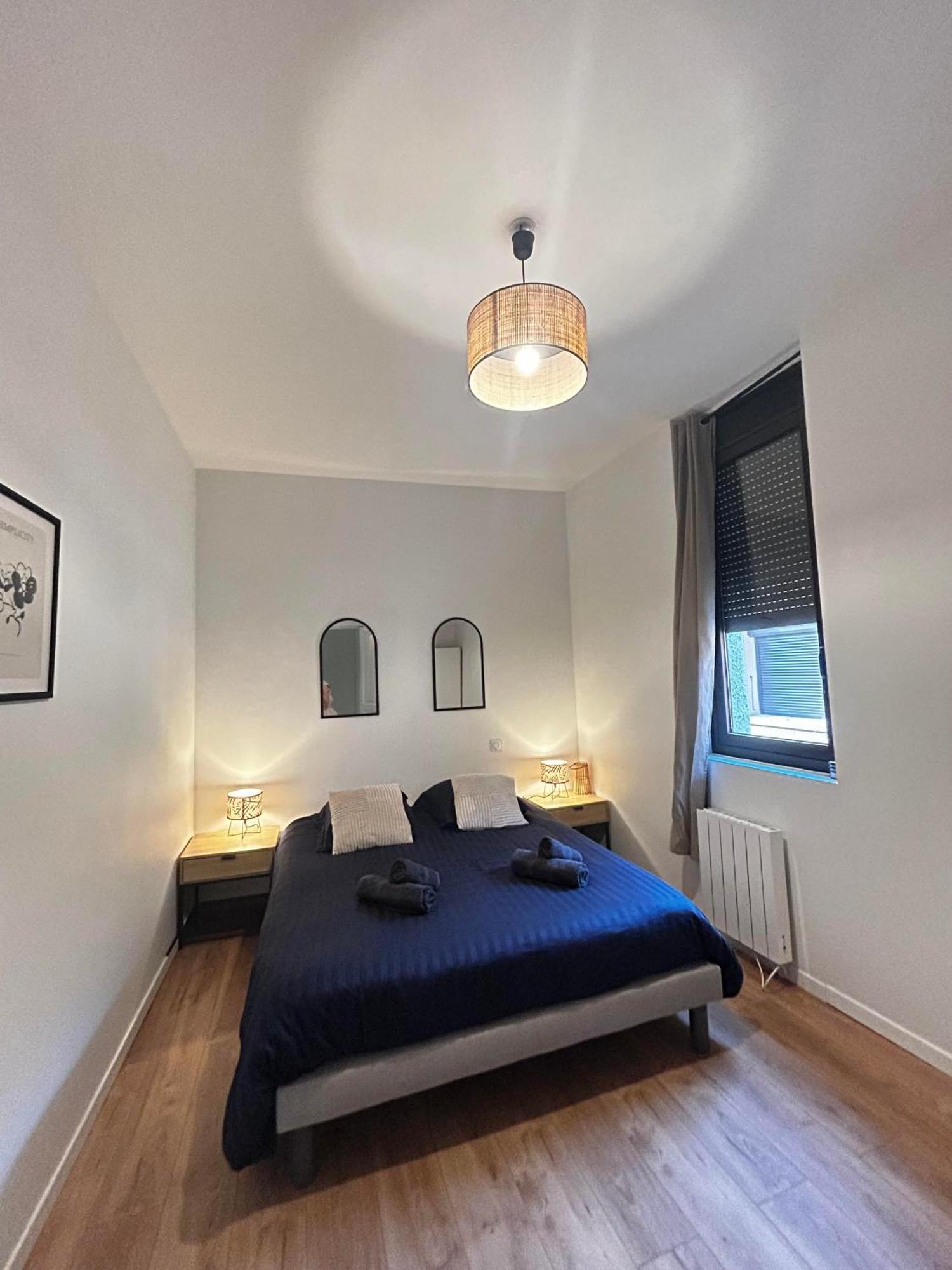 Le Paisiblement Votre 2 Ch, Terrasse, Clim, Park Apartment มงโตบ็อง ภายนอก รูปภาพ